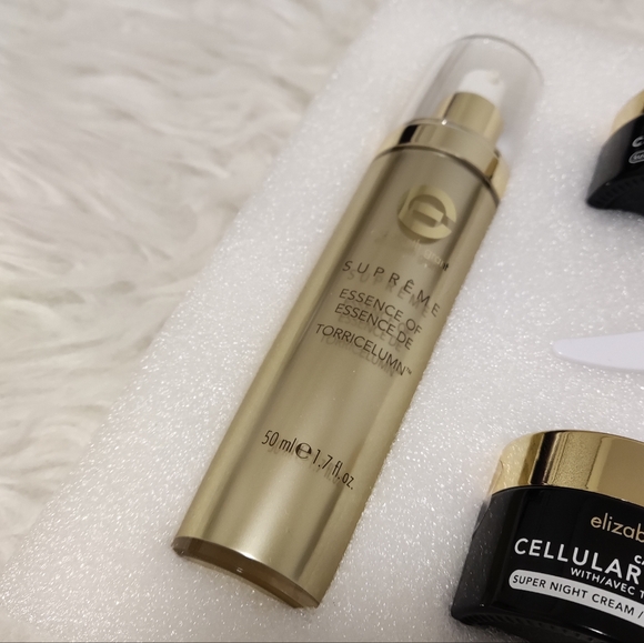 Elizabeth Grant skincare set (4 items) - Picture 2 of 14
